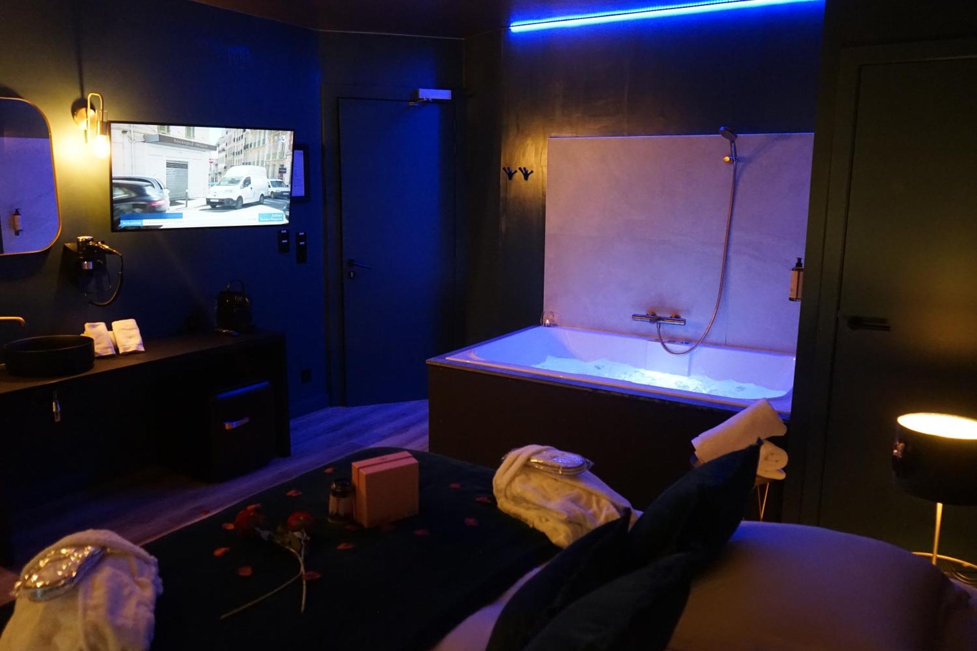 Hotel Mademoiselle Льеж Экстерьер фото
