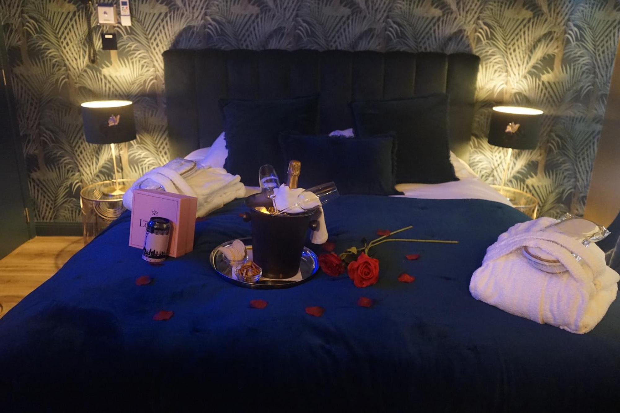 Hotel Mademoiselle Льеж Экстерьер фото