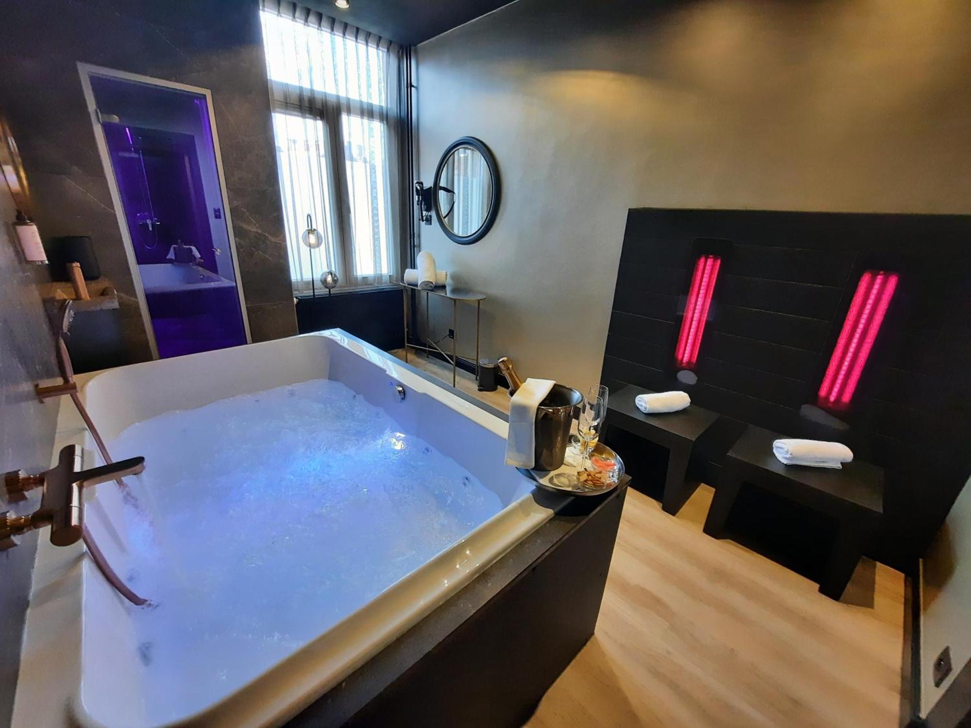Hotel Mademoiselle Льеж Экстерьер фото